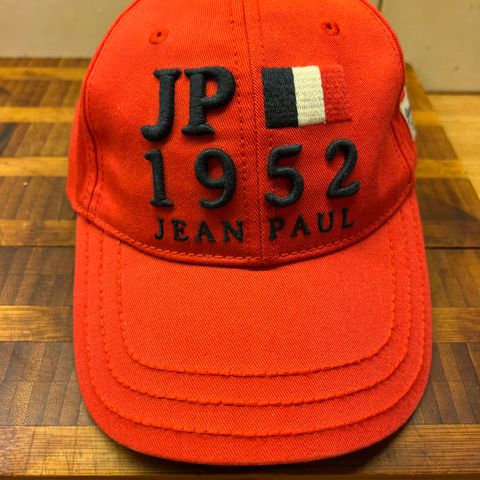Jean Paul caps