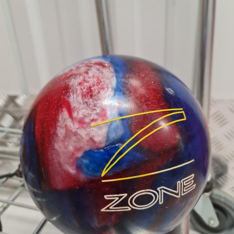 Zone Bowling kule