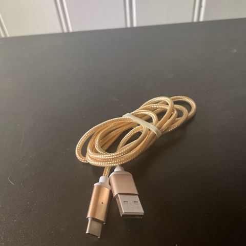 USB c lader magnet