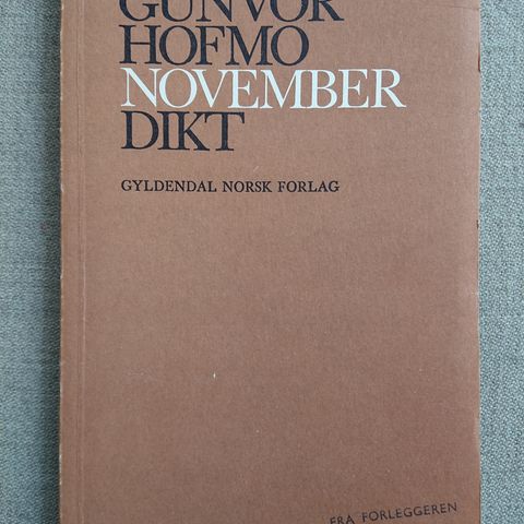 November av Gunvor Hofmo