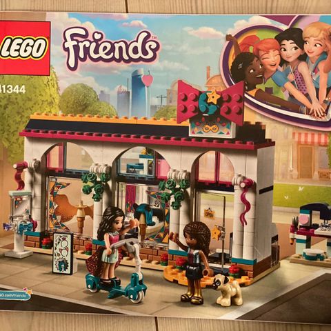 Lego Friends nr 41334, Andrea's Park Performance