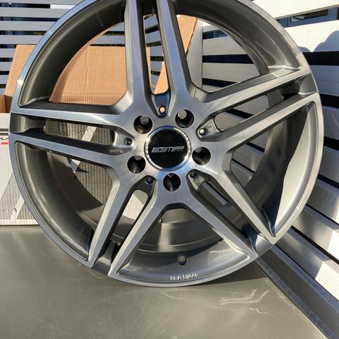 G M P Professional Alloy Wheels 18 tommers SOMMERFELG  -1-  stk. Bl.a. Mercedes.