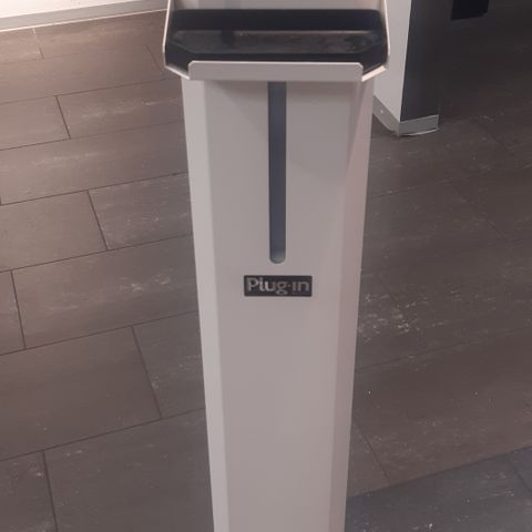 Hånddispenser for desinfisering