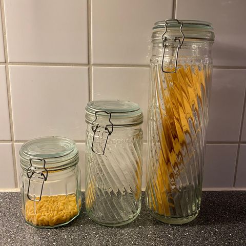 Retro, glasskrukker m/lokk til spagetti/penne/ris m.m.