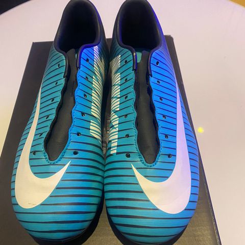 Nike Mercurial fotballsko str 36