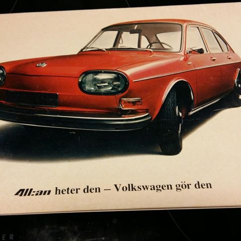 Volkswagen 411 brosjyre trykket august 1968.