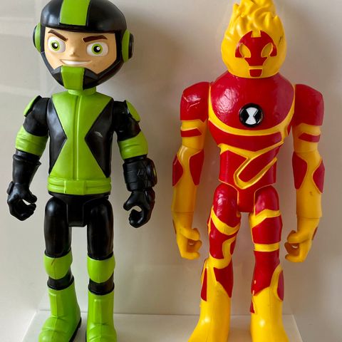 Store Ben 10 figurer 28 cm