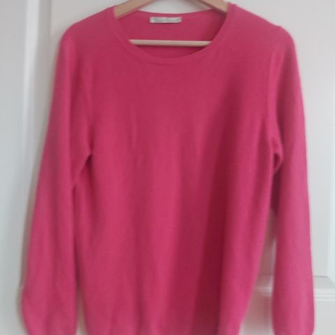 100% CASHMERE / KASJMIR. Flott ROSA genser. RENÉ RICARD.