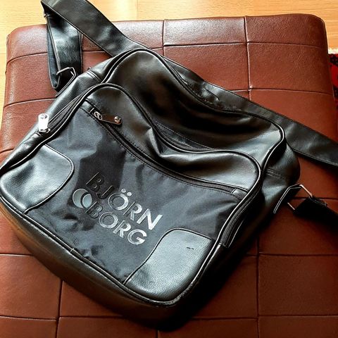 Ny pris - Vintage Bjørn Borg bag / veske