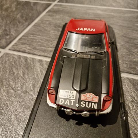 Modell bil 1970 Datsun 1:18