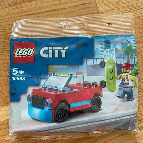 Ny/Uåpnet LEGO City 30568 - Rullebrettkjører - Polybag