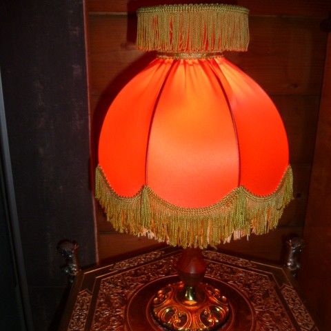 Retro bordlampe med teak fot