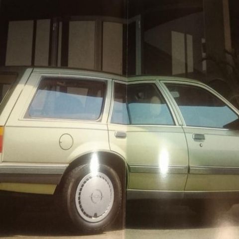 Opel Rekord brosjyre.