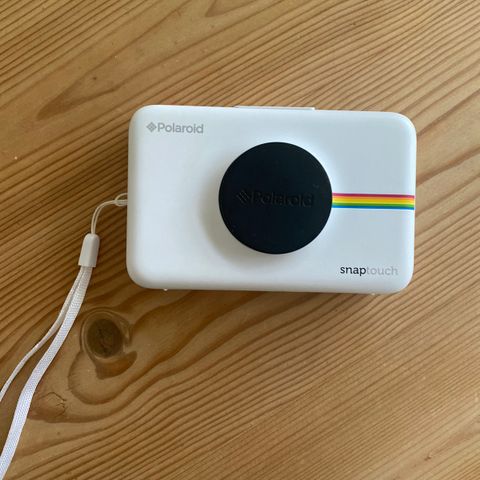 Polaroid snap touch