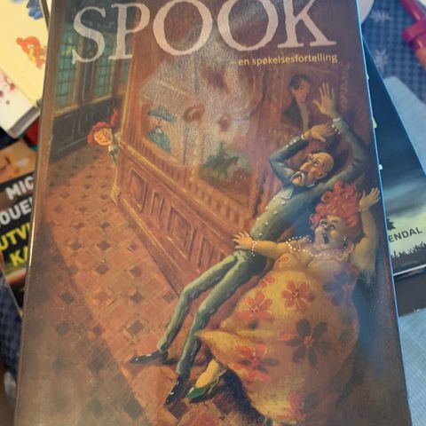 Philip Newth sin bok Spook til salgs.