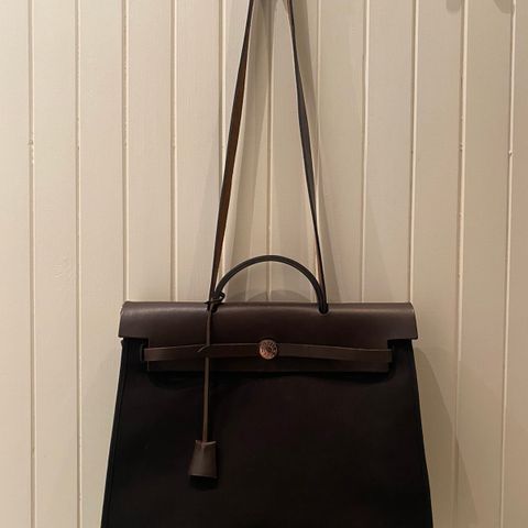 Hermes Herbag39 selges