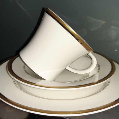 Avant Garde. Royal Bone China. Kaffeservise til 4