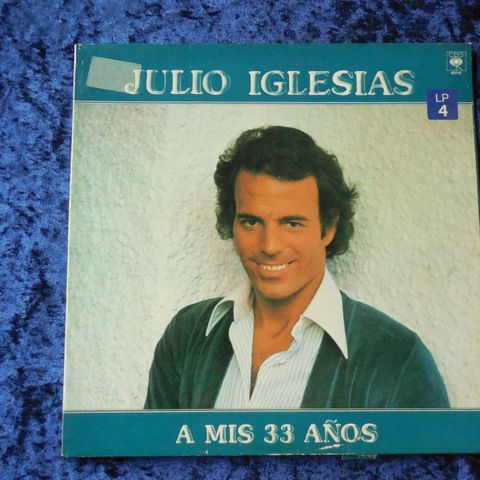 JULIO IGLESIAS -  A MIS 33 ANOS - FEIRET 33 ÅRSDAGEN PÅ SPANSK - JOHNNYROCK