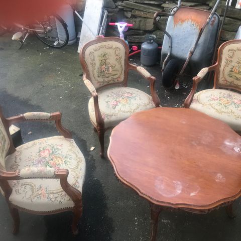 Rokoko 3 stoler og bord