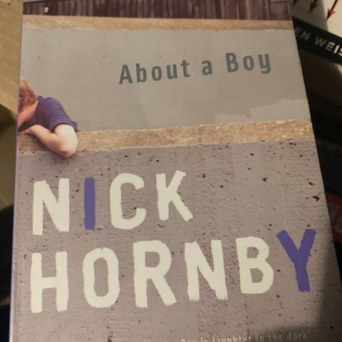 About a boy av Nick Hornby til salgs.