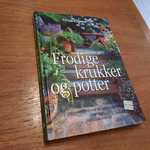 Frodige krukker og potter - Eyvind Thorsen