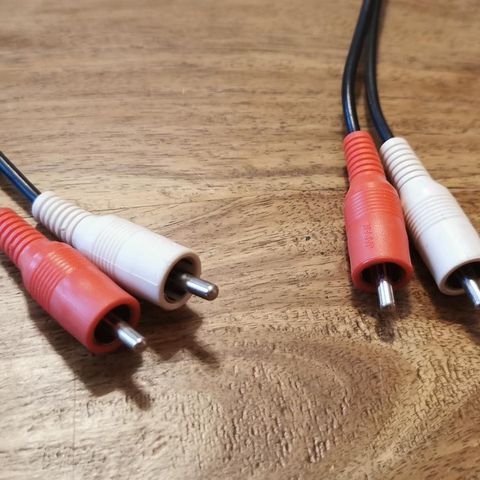 Phono kabel selges