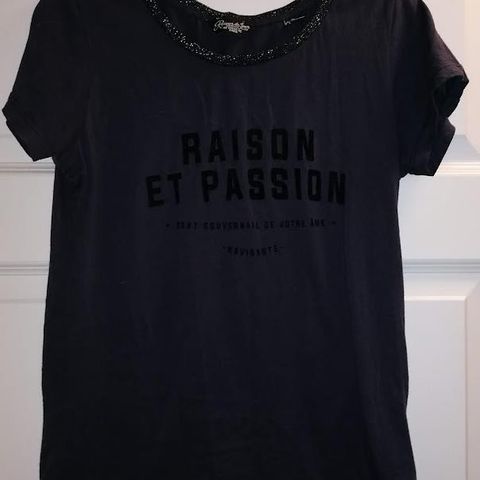 Maison Scotch Graphic Tee