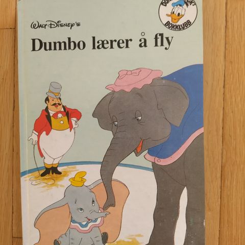 Disneys- Dumbo lærer å fly