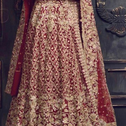 Lehnga/Brudekjole (Republic womenswear)