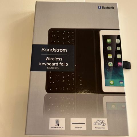 Sandstrøm deksel m. tastatur for iPad Air (sort). Ikke brukt