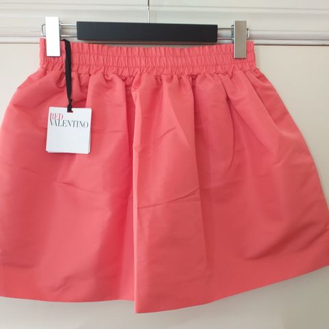 New Red Valentino special edition skirt, size 38