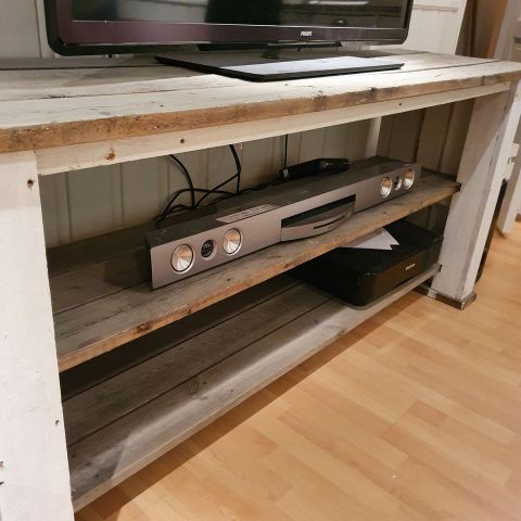 Konsollbord/ tv benk