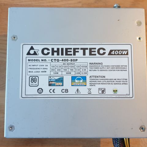 Chieftec 400W strømforsyning