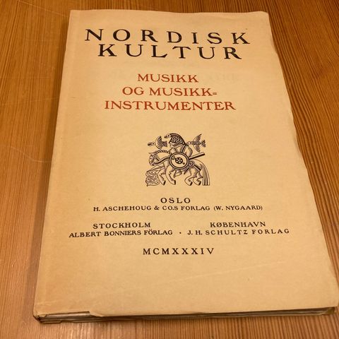 NORDISK KULTUR - MUSIKK OG MUSIKK-INSTRUMENTER