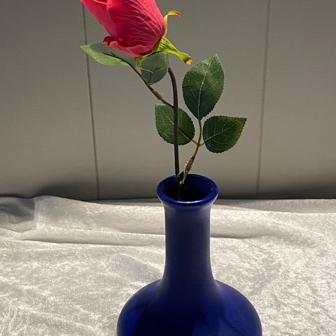 Retro, rund blomstervase, keramikk/blå