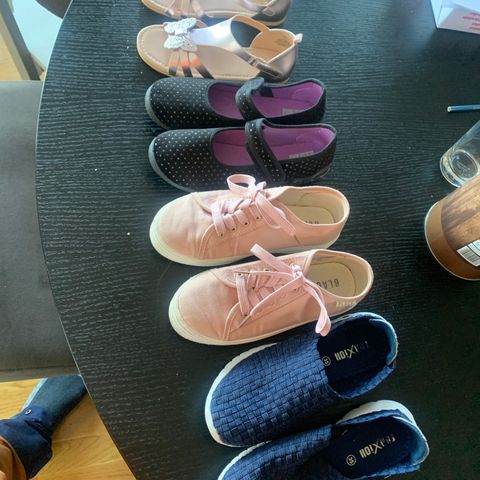 Barne sko