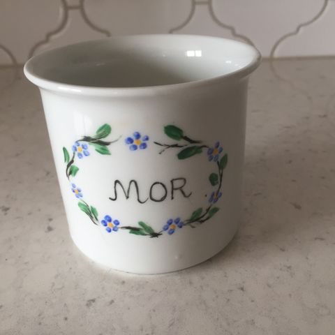 Handpainted "Mor" Figgjo Gourmet Mug