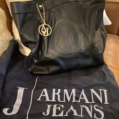 Armani Jeans veske