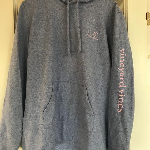 Vineyard Vines hettegenser XL selges kr 150