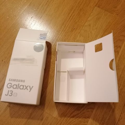 Samsung j3 6 eske selges.
