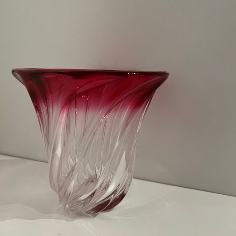 Vase krystall Val Saint Lambert rød