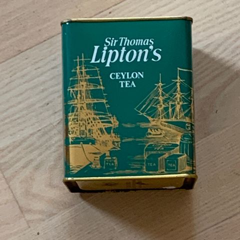 Teboks fra Liptons, Ceylon tea i vakker grøøfarge