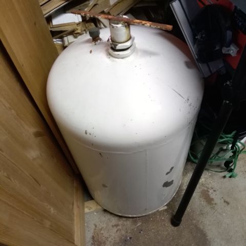 Drivstofftank 120 l