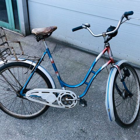 Retro sykkel - 50 talls damesykkel  fra Øgland med intergrert barnesete
