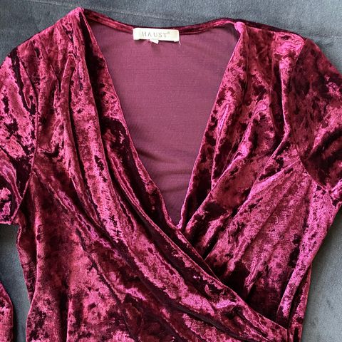 Haust velour topp rose, nypris 1500kr