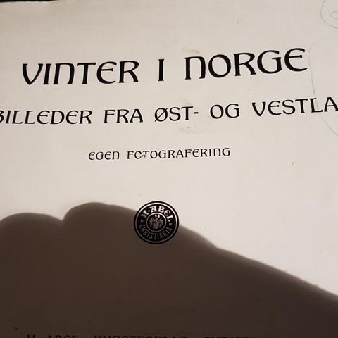 Vinter i Norge 30 tallet. Turistbrosjyre.