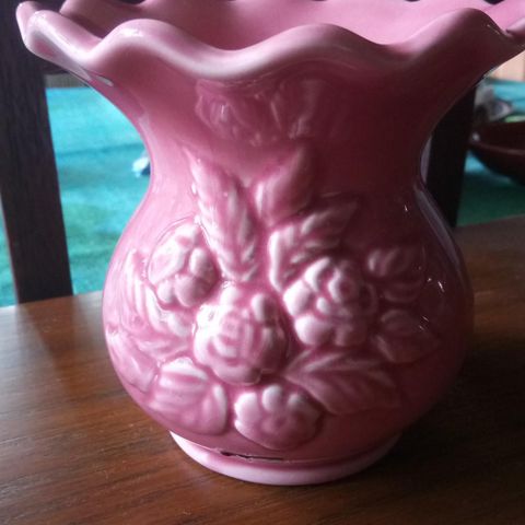 Vintage vase fra Guldkroken, fra 80tallet, rosa.