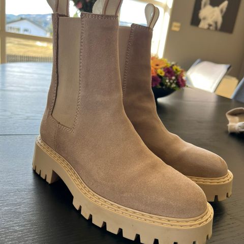 LÄST boots str 38