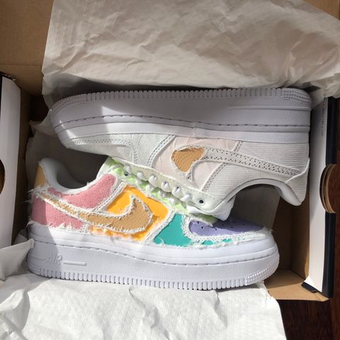 Air Force 1 tearaway størrelse 35,5 (pastel reveal)