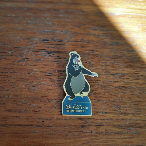 Jungelboken - Walt Disney home video - Pins